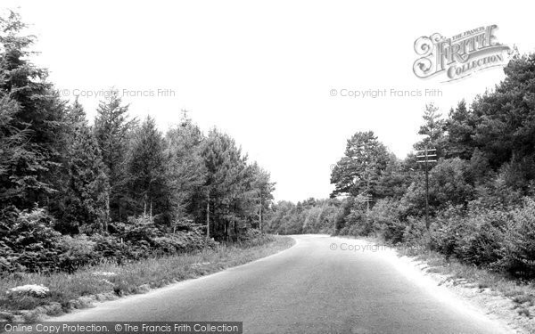 Photo of East Hoathly, Eastbourne Road c.1965