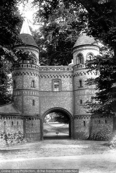 Photo of East Horsley, Entrance To The Towers 1904