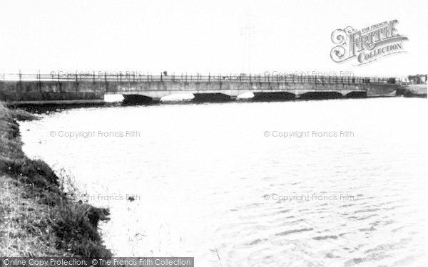 Photo of East Huntspill, River And Bridge c.1960