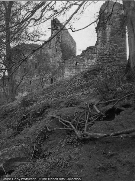 Photo of East Linton, Hailes Castle 1948