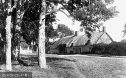 Old Cottage 1904, East Lulworth