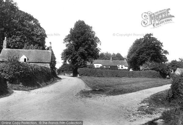Photo of East Lulworth, The Lindens 1904