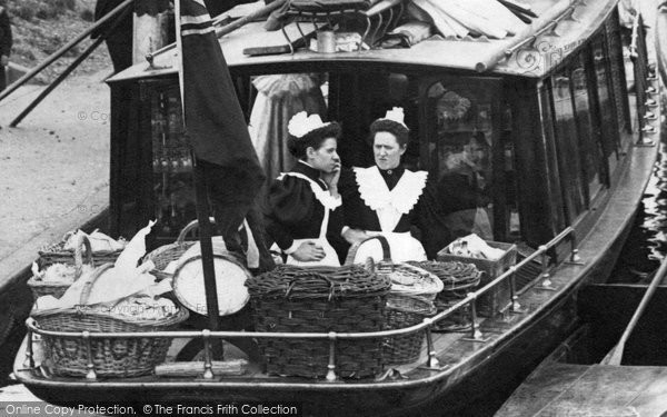 Photo of East Molesey, Maids 1896