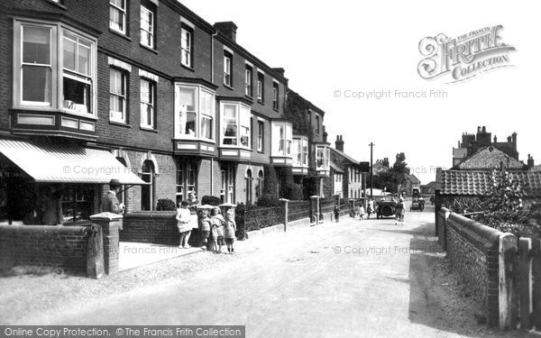 Photo of East Runton, High Street 1921