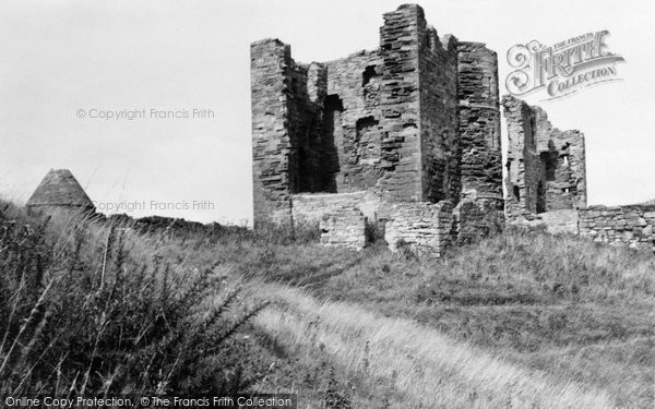 Photo of East Wemyss, Macduff's Castle 1950