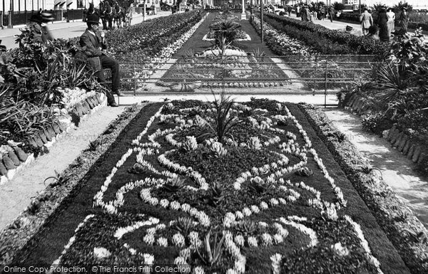 Photo of Eastbourne, Flowerbeds In The Carpet Gardens 1912