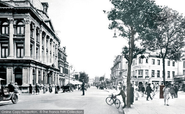 Photo of Eastbourne, Terminus Road 1925
