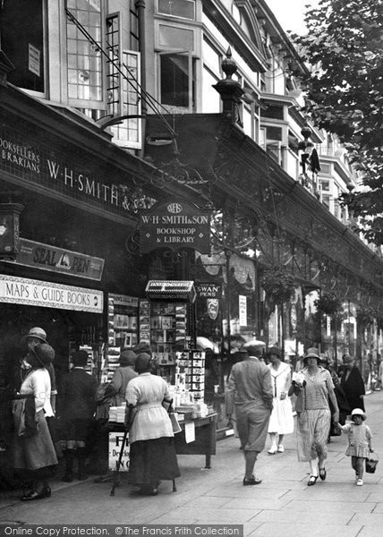 Photo of Eastbourne, Wh Smiths, Terminus Road 1925