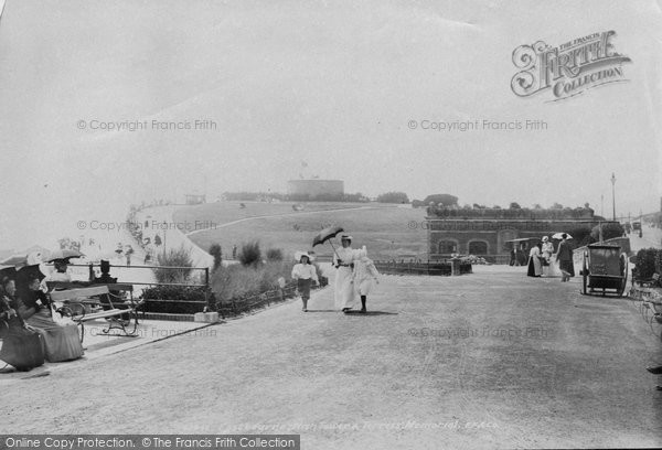 Photo of Eastbourne, Wish Tower And Terriss Memorial 1899