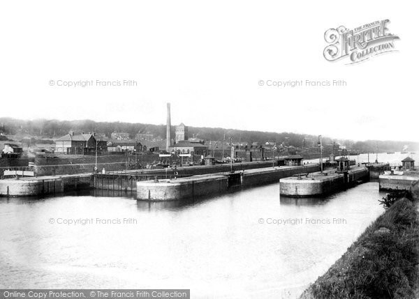 Photo of Eastham, Eastham Locks, Manchester Ship Canal  1894