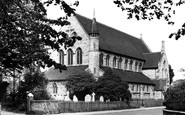 Eastleigh, Parish Church c1955
