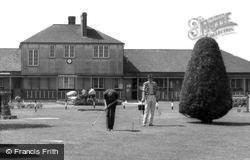 The Putting Green, Fleming Park c.1955, Eastleigh