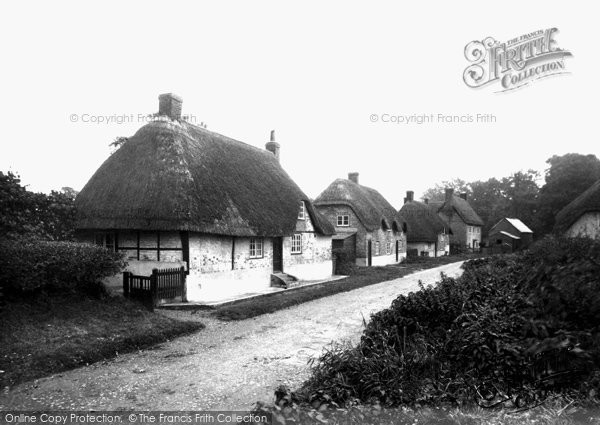 Photo of Easton Royal, The Village c.1955