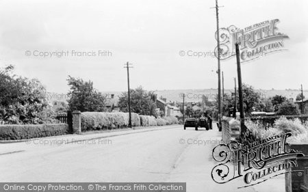 Photo of Eaton Bray, High Street c.1955