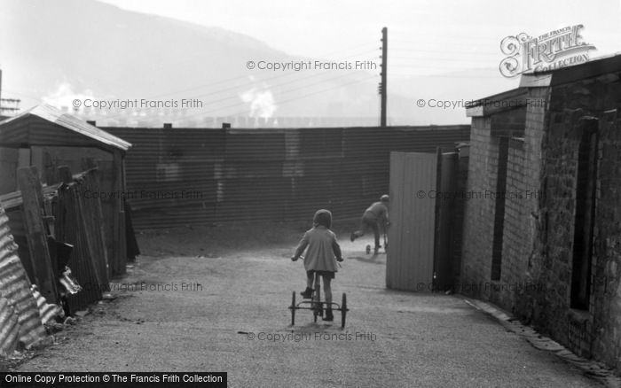 Photo of Ebbw Vale, A Back Alley 1962