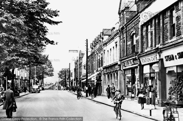 Photo of Ebbw Vale, Market Street c.1950