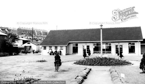 Photo of Ebbw Vale, Old Age Pensioners Hall c.1960