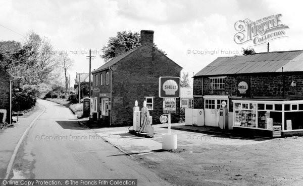 Photo of Edgehill, Main Road c.1960