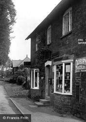 Village Shop 1922, Edgehill