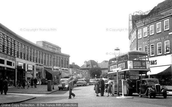 Photo of Edgware, Edgwarebury Lane c.1955