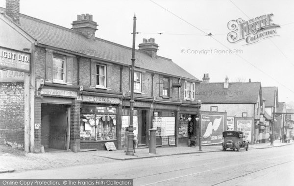 Photo of Edgware, High Street 1930