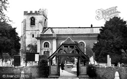 Edgware, St Lawrence's Church c1955