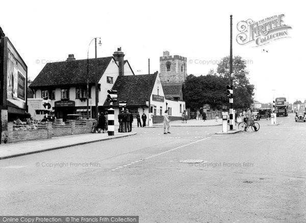 Photo of Edgware, Station Road c.1950