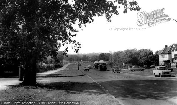 Photo of Edgware, The By Pass c.1960