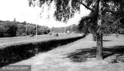 The By-Pass, Moat Mount c.1960, Edgware