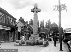 The Memorial, High Street c.1955, Edgware
