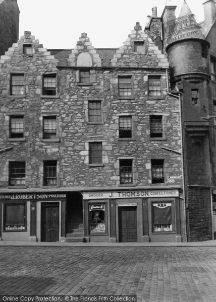 Photo of Edinburgh, 11 15 Canongate 1953