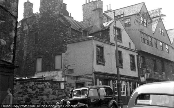 Photo of Edinburgh, 142 Canongate 1954