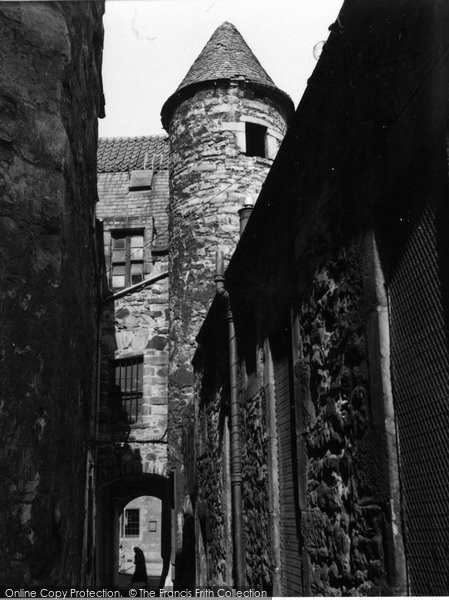 Photo of Edinburgh, 194 198 Canongate 1954