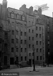 Blackie House 1953, Edinburgh