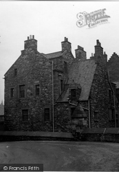 Cannon Ball House 1953, Edinburgh