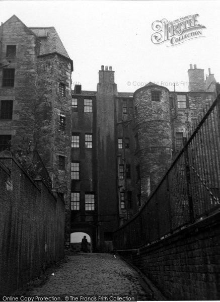 Photo of Edinburgh, Canongate 1954