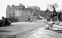 Castle And Statue Of Sir Douglas Haig 1948, Edinburgh