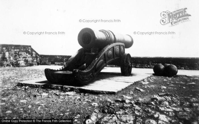 Photo of Edinburgh, Castle, Mons Meg c.1930