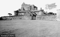 Craigmillar Castle 1950, Edinburgh