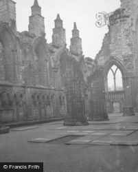 Holyrood Abbey, Nave 1948, Edinburgh