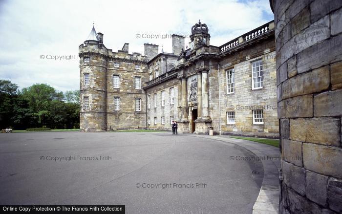 Photo of Edinburgh, Holyrood House, Royal Residence 1984