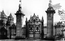 King Edward Vii Memorial Gates c.1930, Edinburgh