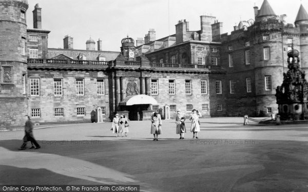 Photo of Edinburgh, Palace Of Holyroodhouse 1949
