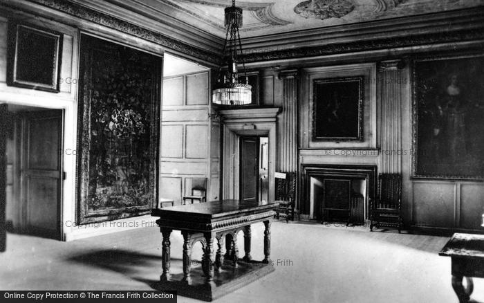Photo of Edinburgh, Palace Of Holyroodhouse, Lord Darnley's Audience Chamber c.1930