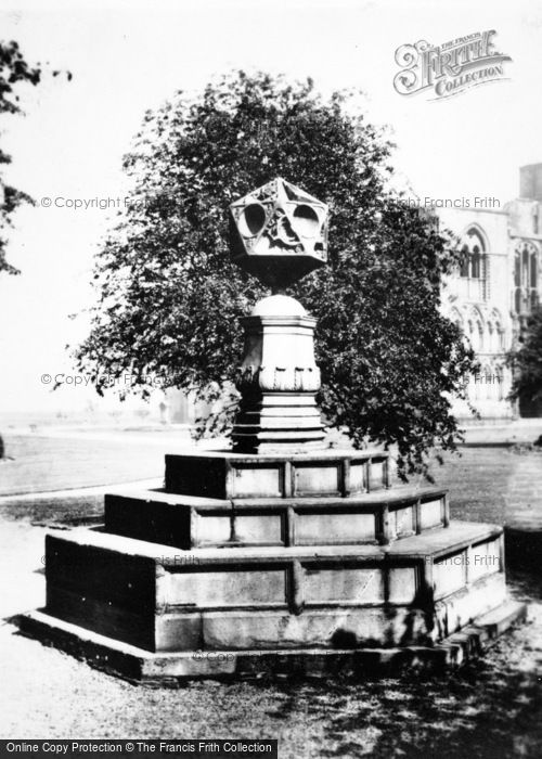 Photo of Edinburgh, Palace Of Holyroodhouse, The Sundial (1633) c.1930