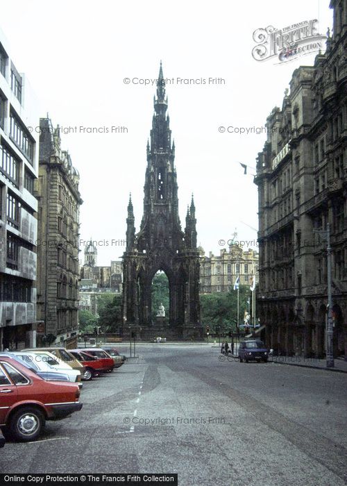 Photo of Edinburgh, Scott Monument 1983
