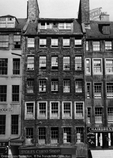 Photo of Edinburgh, Tenement In High Street 1953