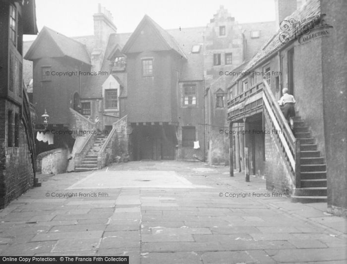 Photo of Edinburgh, White Horse Close 1949