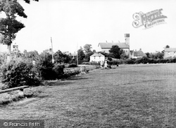 Village Green c.1965, Edlesborough