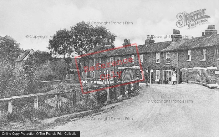 Photo of Edmonton, Montefiore Place, Little Bury Street c.1900